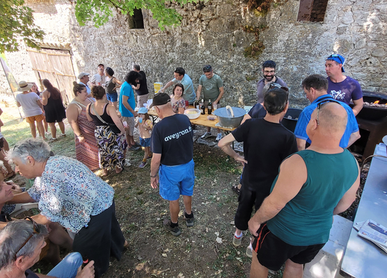 Les chasseurs du Viala du Pas de Jaux organisent un apéritif dînatoire pour tous