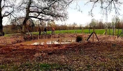 Une restauration de mare en time laps 