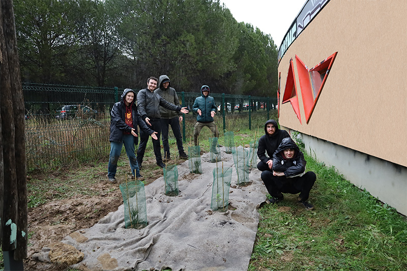 Chantier de plantation à la MRCPN