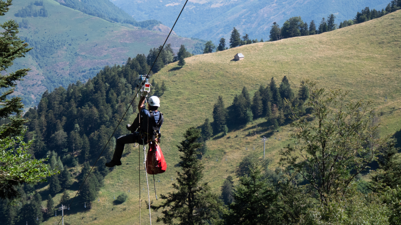 Equipement de remontées mécaniques au profit du Grand Tetras