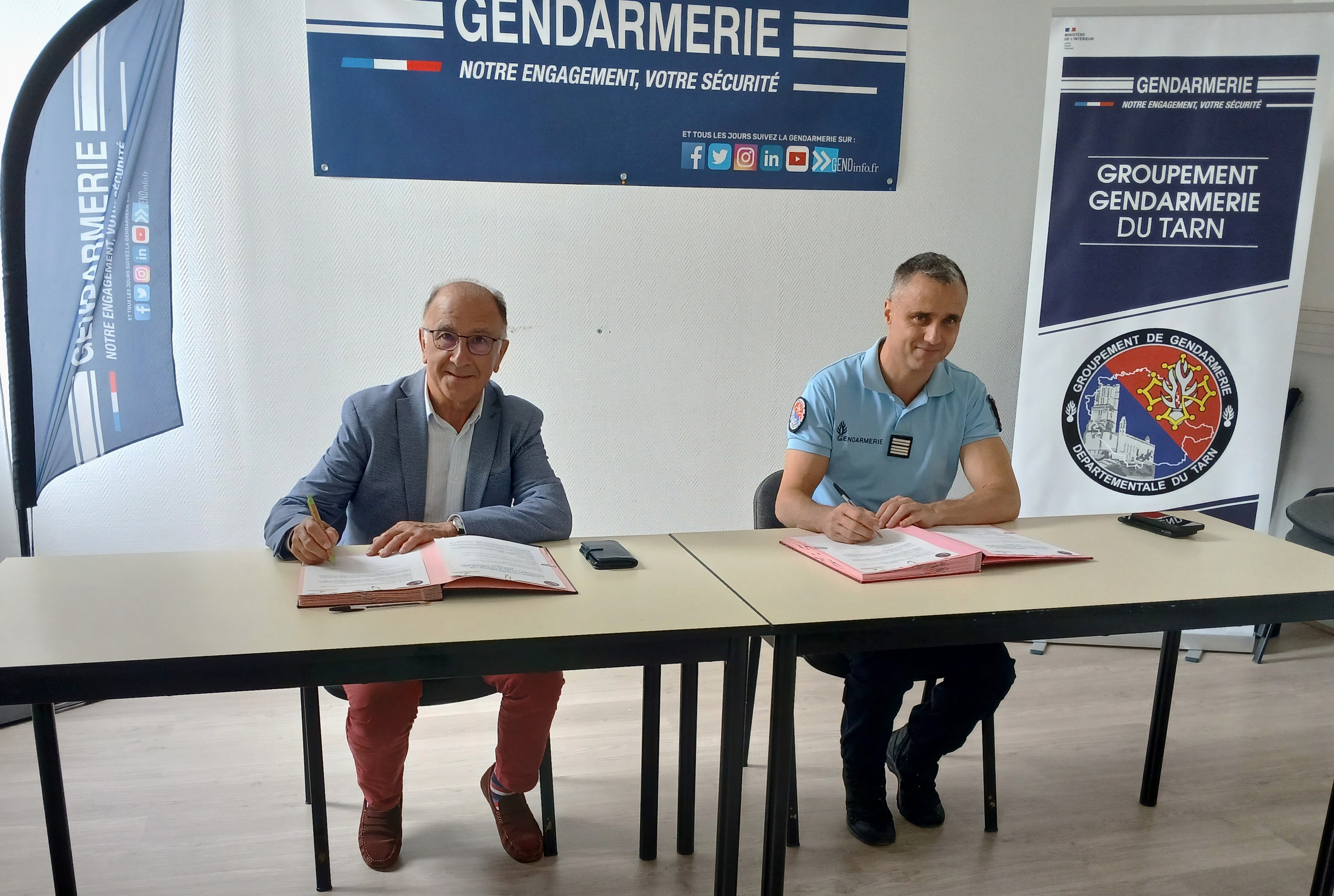 Gendarmes et chasseurs dont cause commune